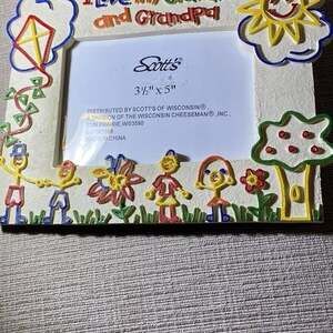 VTG Scotts "I Love My Grandma and Grandpa" Multi Color Picture Frame 3 1/2" x 5"